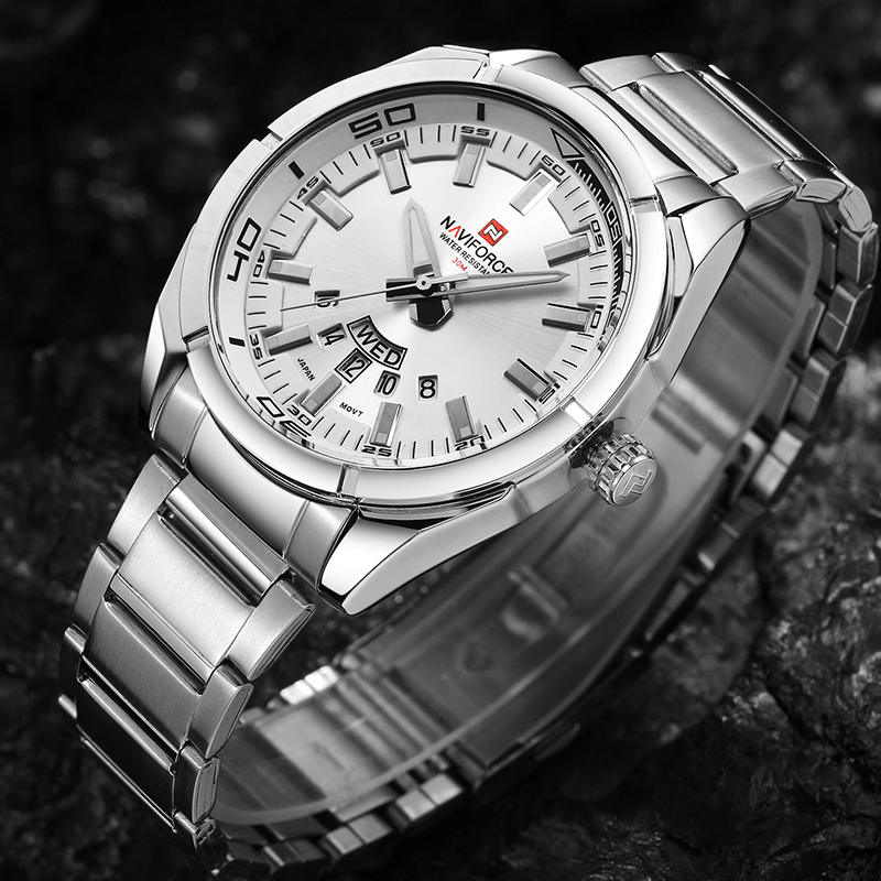 Montres pour hommes de la marq - Field Watch Military avis et prix